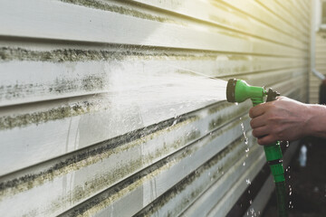 Vinyl Siding Cleaner 
